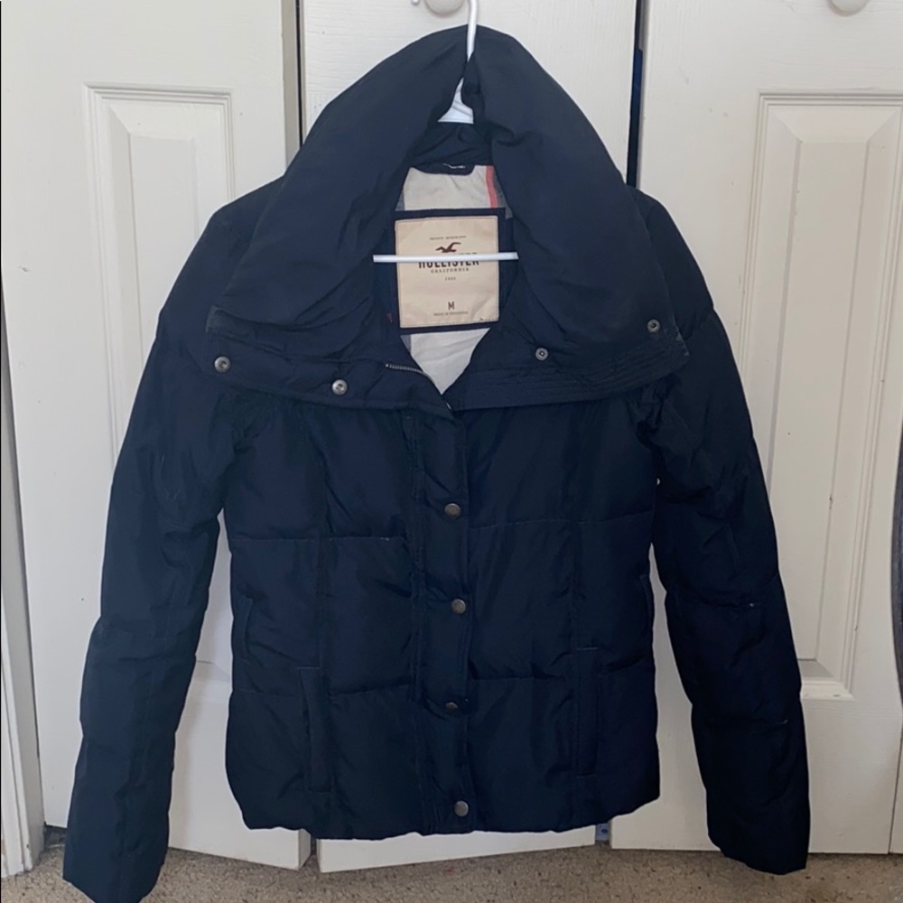 Hollister Puffer Jacket!